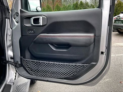 Used 2021 Jeep Wrangler Unlimited Rubicon image 12