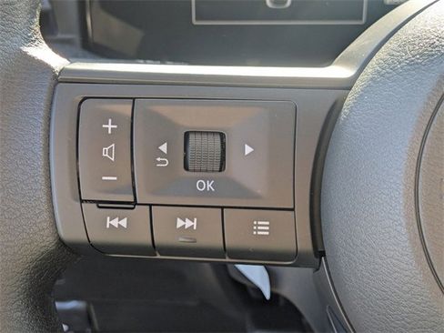 New 2026 Nissan Kicks SV image 17