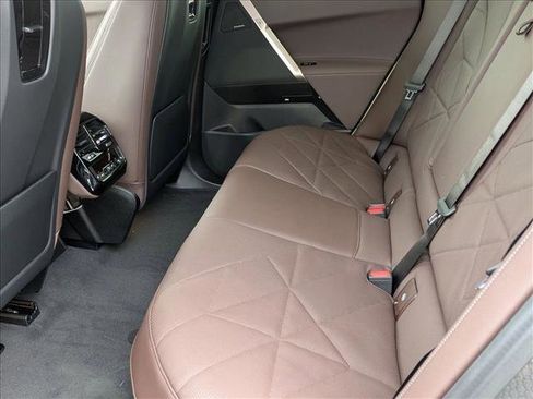 New 2026 BMW iX xDrive60 image 17