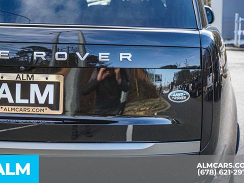 Used 2023 Land Rover Range Rover SE image 13