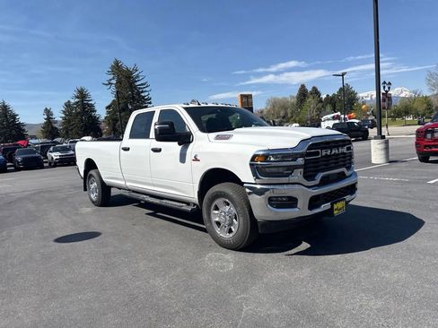 New 2026 RAM 3500 Tradesman AWD/4WD image 3
