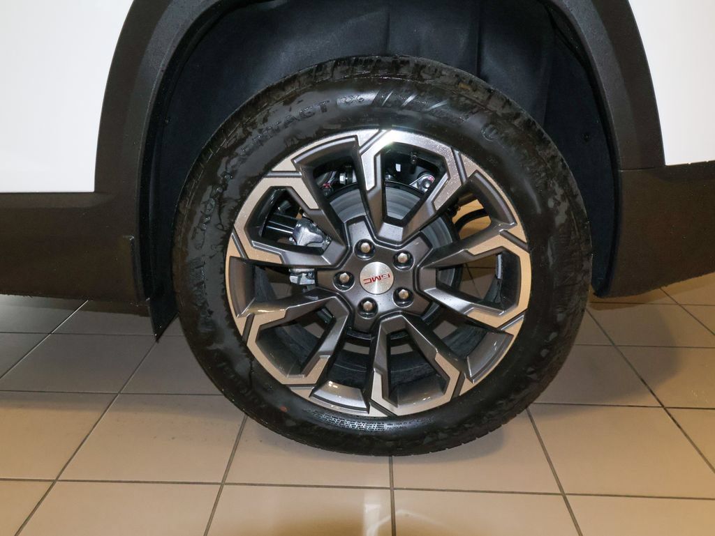 New 2027 GMC Terrain Elevation w/ Elevation Premium Package AWD/4WD image 44