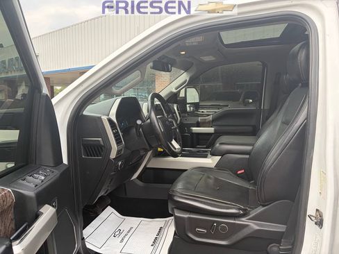 Used 2019 Ford F250 Lariat w/ Lariat Value Package AWD/4WD image 10