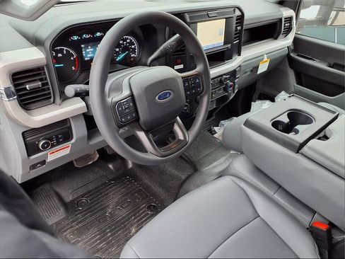 New 2026 Ford F550 4x4 Supercab Super Duty image 5