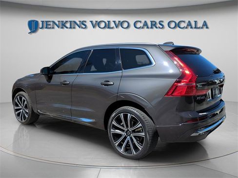 Certified 2023 Volvo XC60 B5 Ultimate w/ Protection Package Premier image 5