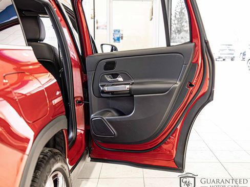 Used 2024 Mercedes-Benz EQB 250+ w/ Winter Package image 37