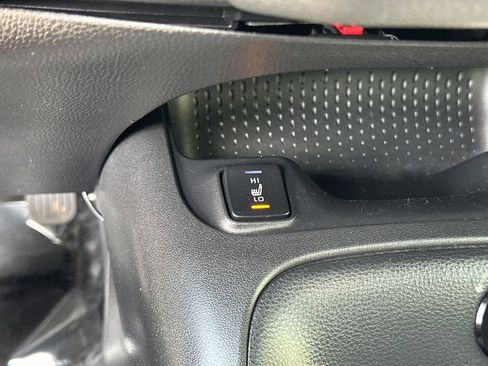 Used 2022 Toyota Corolla XSE FWD image 30