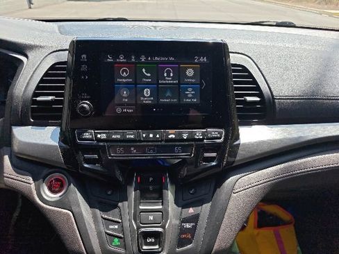 Used 2018 Honda Odyssey EX-L image 12