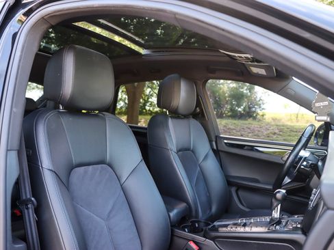 Used 2017 Porsche Macan S AWD/4WD image 21