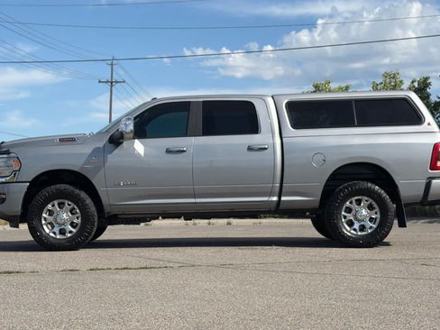 Used 2024 RAM 2500 Laramie AWD/4WD image 5