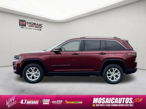 Used 2023 Jeep Grand Cherokee Limited w/ Luxury Tech Group II AWD/4WD image 4