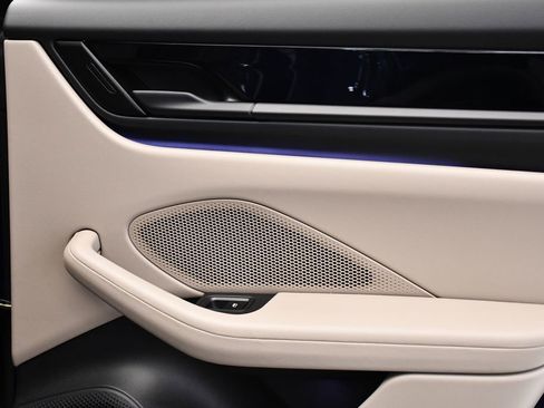 Used 2025 Porsche Macan 4S Electric image 51