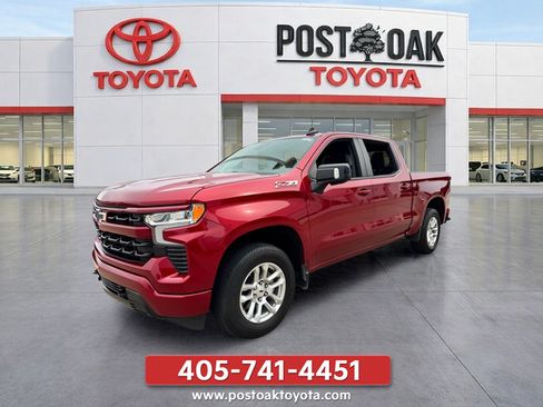 Used 2022 Chevrolet Silverado 1500 RST w/ Convenience Package II AWD/4WD image 4