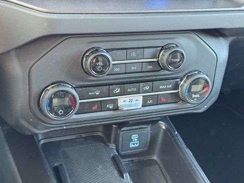 Used 2025 Ford Bronco Big Bend AWD/4WD image 31