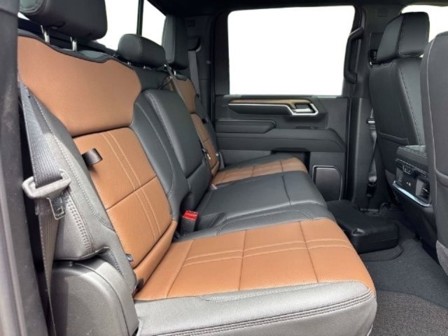 New 2026 Chevrolet Silverado 2500 High Country w/ High Country Premium Package AWD/4WD image 13