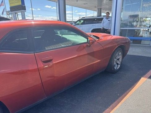 Used 2021 Dodge Challenger SXT RWD image 6
