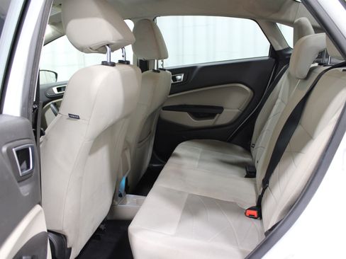 Used 2014 Ford Fiesta SE w/ Comfort Package image 22