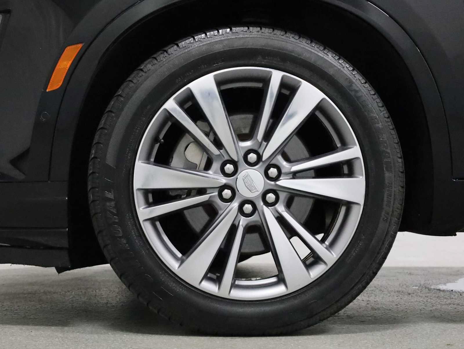 Used 2020 Cadillac XT6 Premium Luxury AWD/4WD image 38