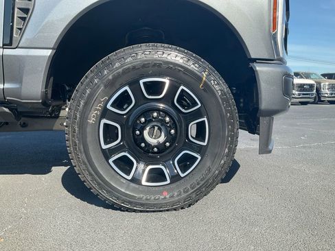 New 2026 Ford F250 Platinum image 10