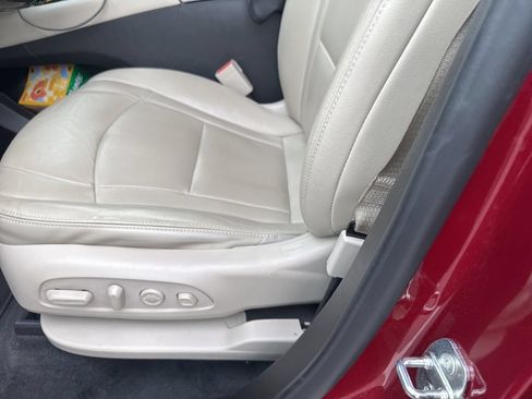 Used 2021 Buick Enclave Premium w/ Sun and Sites Package FWD image 13