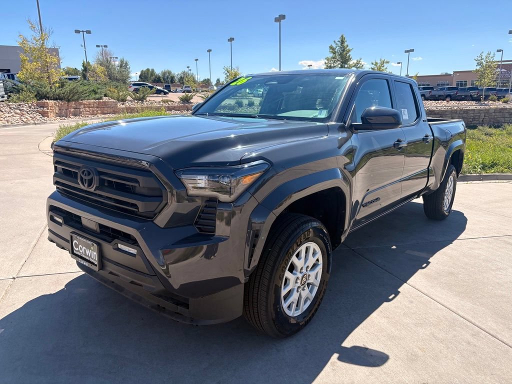 Used 2026 Toyota Tacoma SR5 AWD/4WD image 3