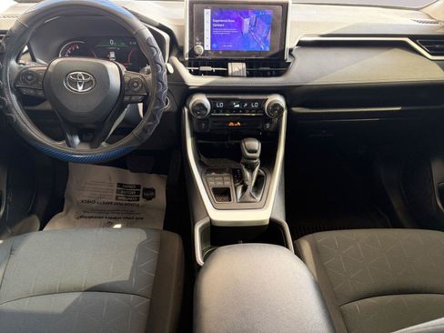 Used 2024 Toyota RAV4 XLE w/ Convenience Package AWD/4WD image 10