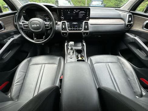Used 2022 Kia Sorento S AWD/4WD image 22