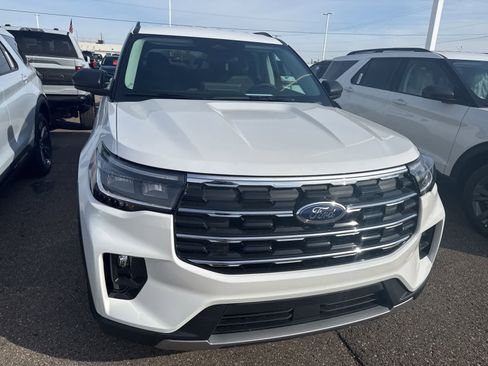 New 2026 Ford Explorer Active w/ Active Comfort Package image 20