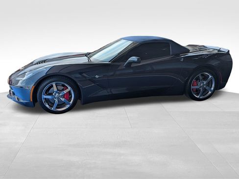 Used 2014 Chevrolet Corvette Stingray Convertible w/ 3LT Preferred Equipment Group RWD image 9