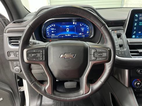 Used 2022 Chevrolet Tahoe RST w/ Luxury Package AWD/4WD image 24
