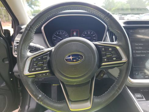Used 2023 Subaru Outback Limited AWD/4WD image 10