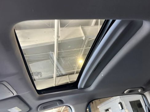 Used 2022 Honda CR-V EX image 10