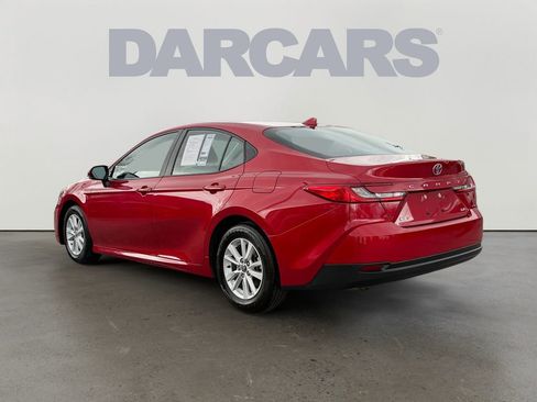 Used 2025 Toyota Camry LE FWD image 4