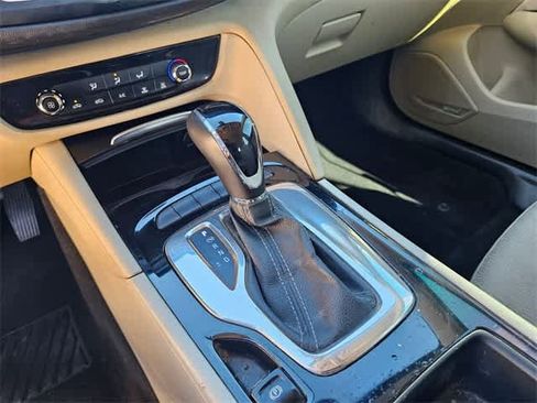 Used 2019 Buick Regal Preferred w/ Sights and Sounds Package image 32