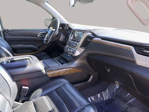 Used 2020 GMC Yukon XL Denali image 38