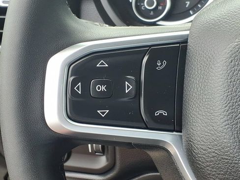 Used 2025 RAM 2500 Big Horn AWD/4WD image 10
