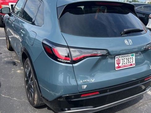 Used 2026 Honda HR-V EX-L image 4