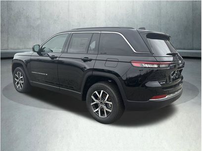 New 2027 Jeep Grand Cherokee Laredo X
