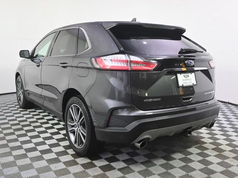 Used 2019 Ford Edge Titanium w/ Equipment Group 301A AWD/4WD image 4