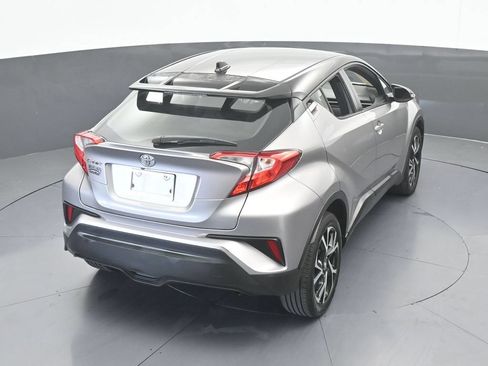 Used 2019 Toyota C-HR XLE FWD image 49