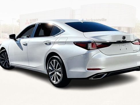 Used 2019 Lexus ES 350 w/ Accessory Package 2 image 4