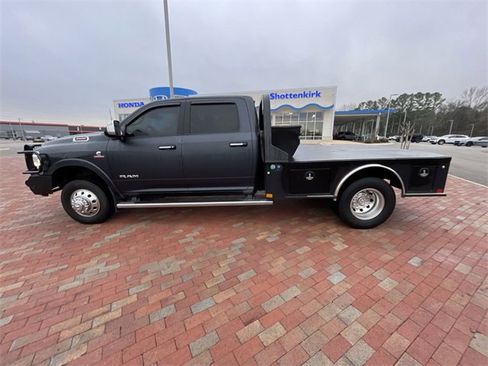 Used 2019 RAM 3500 Laramie image 16