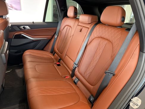 Used 2023 BMW X5 M50i w/ Executive Package image 39