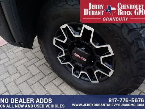 Used 2024 GMC Sierra 2500 AT4X AWD/4WD image 9