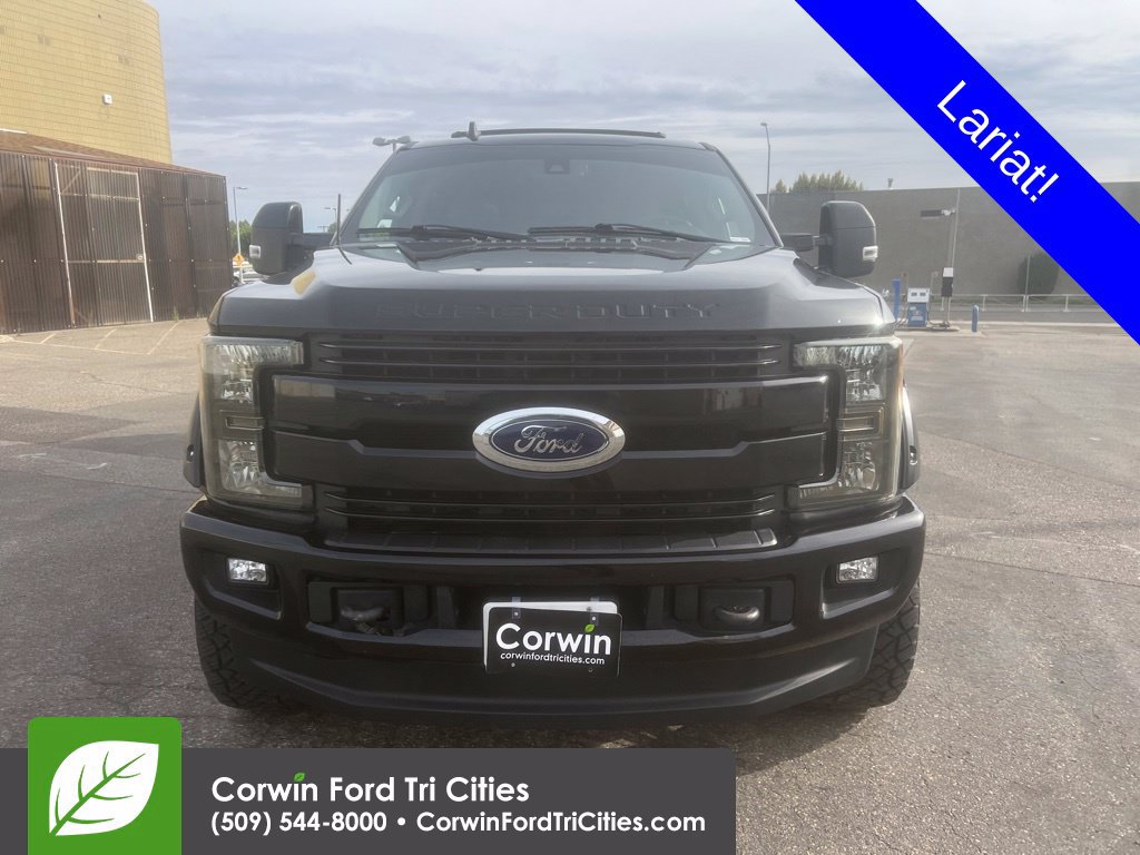 Used 2019 Ford F350 Lariat AWD/4WD image 3