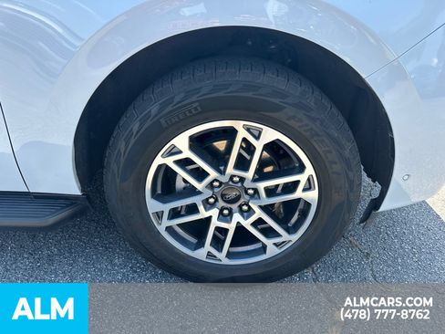 Used 2025 Ford Expedition Max Active AWD/4WD image 15