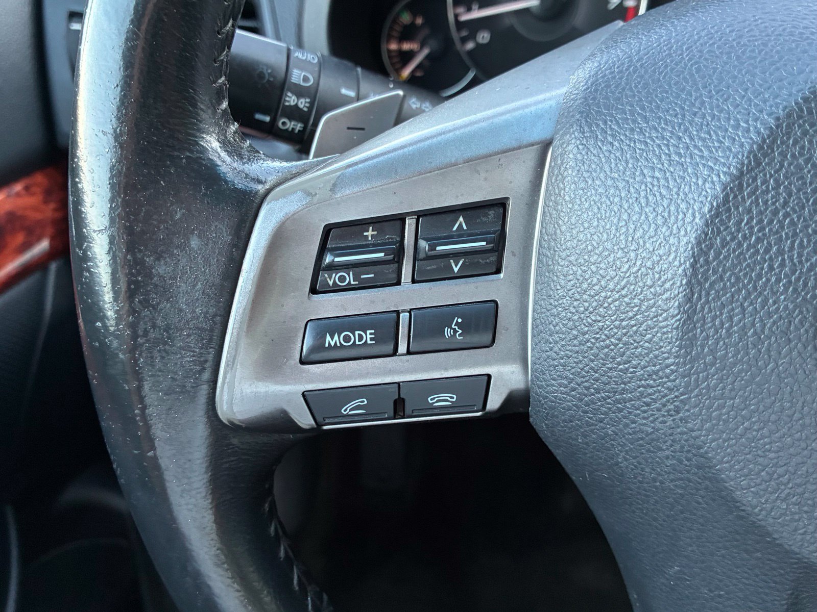 Used 2012 Subaru Legacy 2.5i Limited AWD/4WD image 21