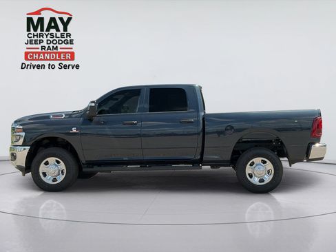 New 2026 RAM 2500 Tradesman AWD/4WD image 4