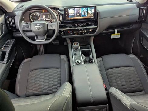 New 2026 Nissan Pathfinder SV image 14