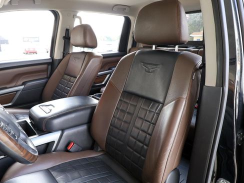 Used 2018 Nissan Titan Platinum Reserve w/ Platinum Utility Package image 20